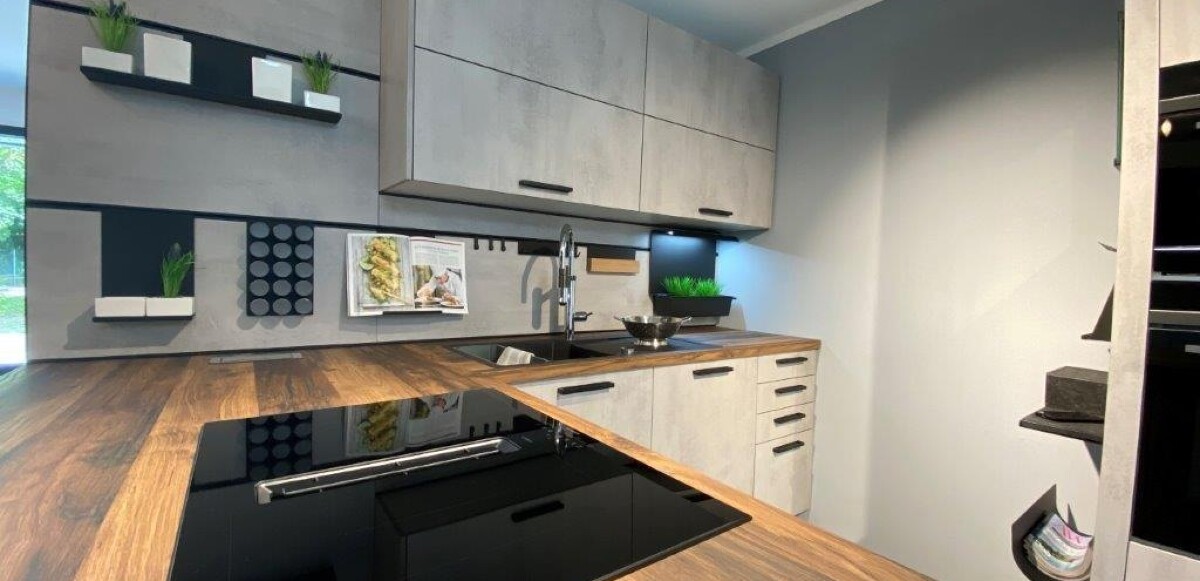 Siemens Induktions-Kochfeld mit Tischlüfter