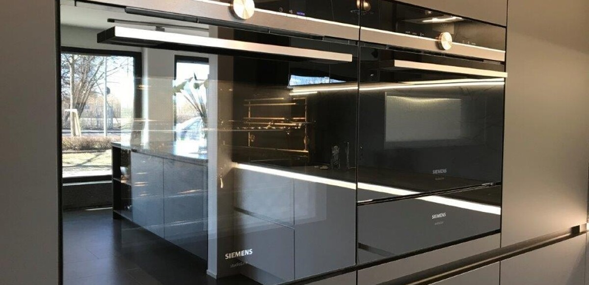 Siemens Studioline Einbaugeräte, Wifi fähig, Blackline Griffausführung